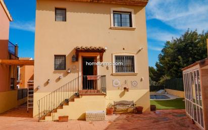 Exterior view of House or chalet for sale in L'Alfàs del Pi  with Heating, Private garden and Terrace