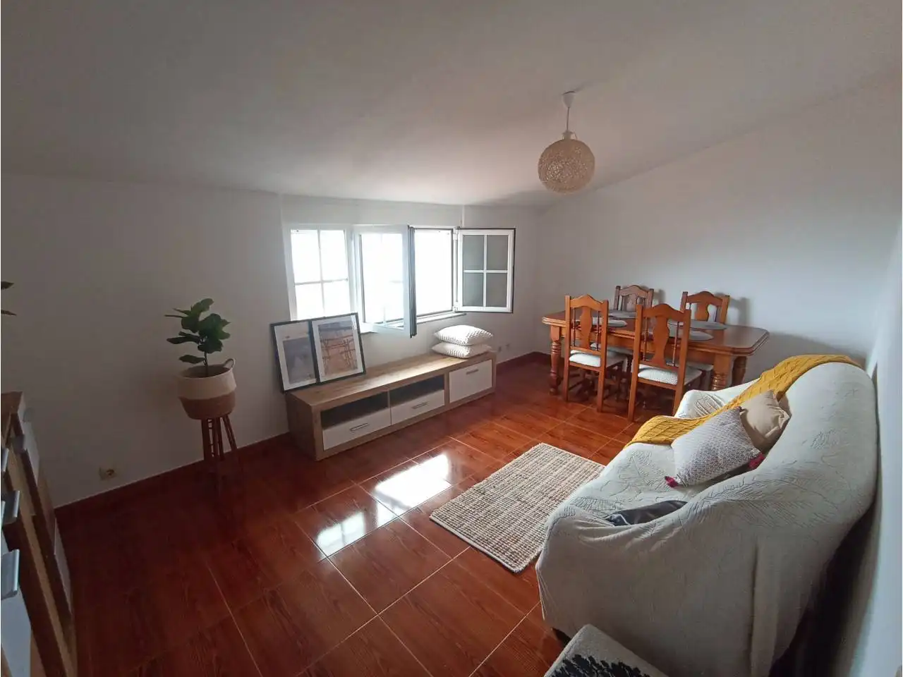 Sala de estar de Piso en venta en Muros con Amueblado y Alarma