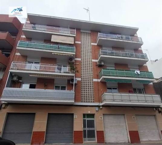 Piso en Venta en Calle MENENDEZ PIDAL en Almoradí