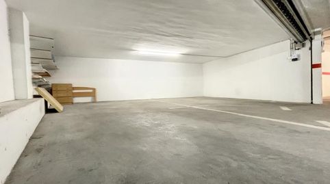 Garaje muy amplio y seguro para 2 coches en el centro de Roses cerca de la playa, immagine 2