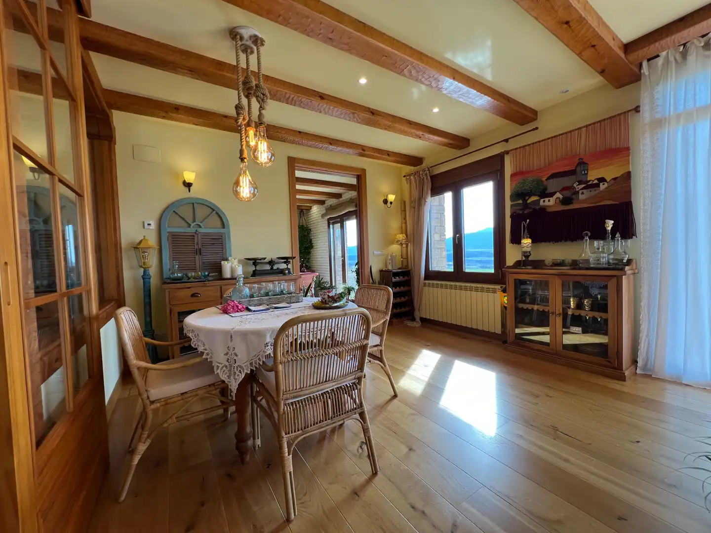 Comedor de Casa o chalet en venta en Jaca con Calefacción, Trastero y Balcón
