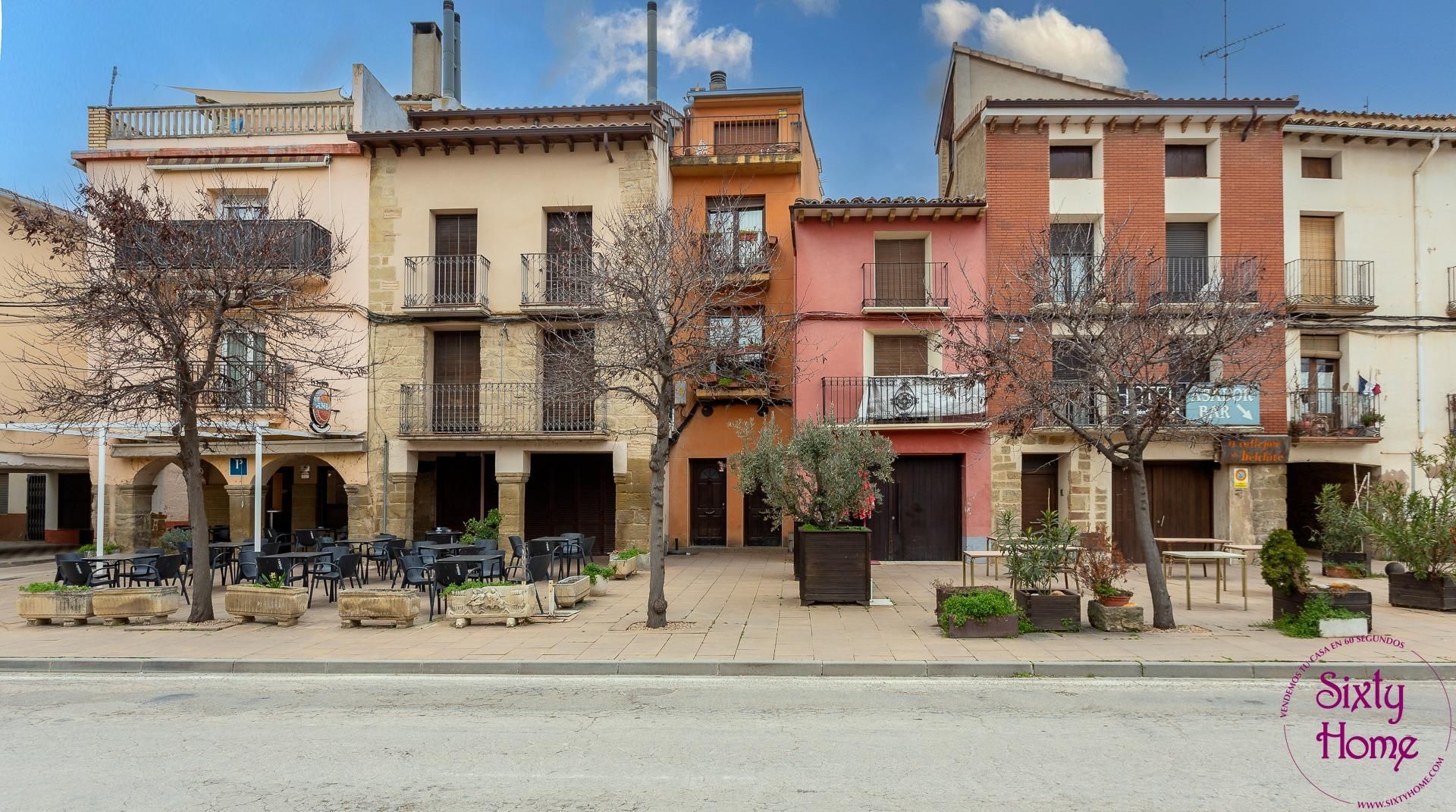 Study for sale in Ayerbe