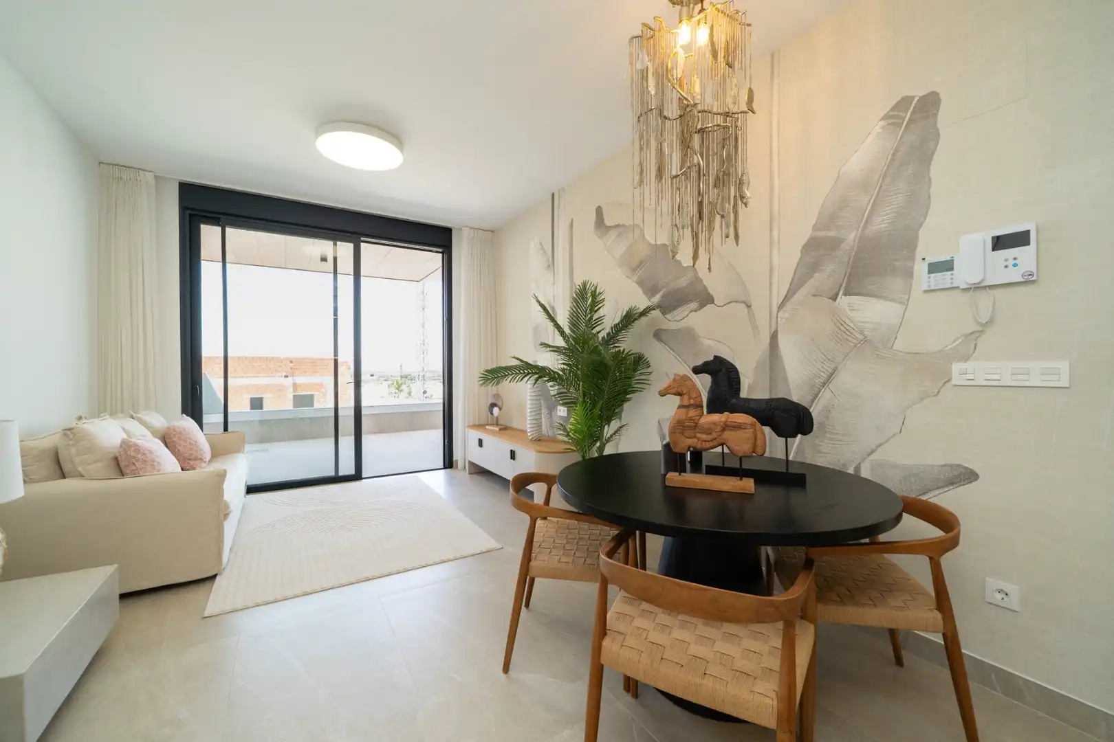 Menjador de Apartament en venda en Benimar