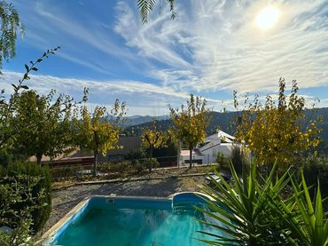 Villa con balcone in vendita a Vía Italiana