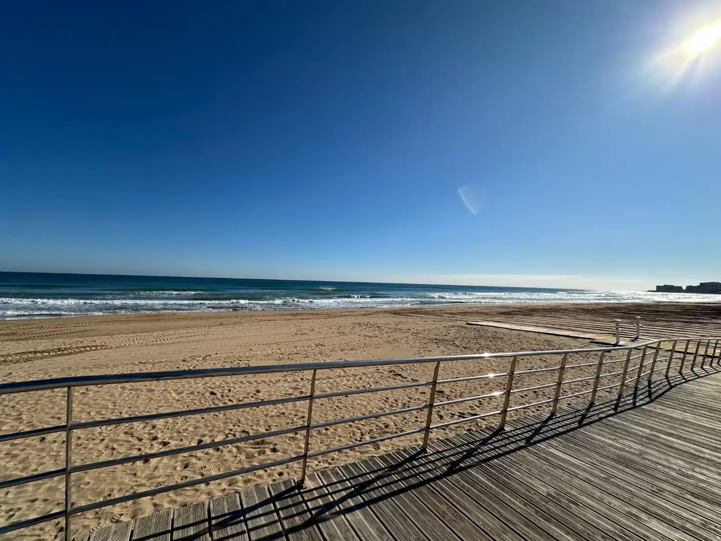 Vista exterior de Casa o chalet en venta en Guardamar del Segura con Aire acondicionado, Calefacción y Terraza