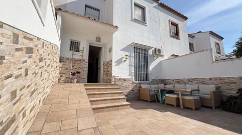 Photo 2 of Single-family semi-detached for sale in Núcleo urbano, Huelva