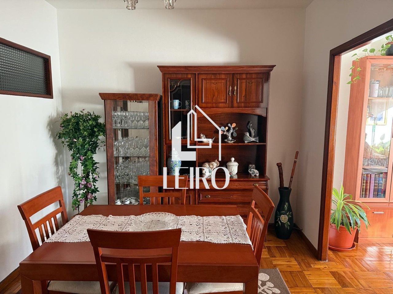 Sala d'estar de Pis en venda en Vilagarcía de Arousa amb Parquet i Balcó