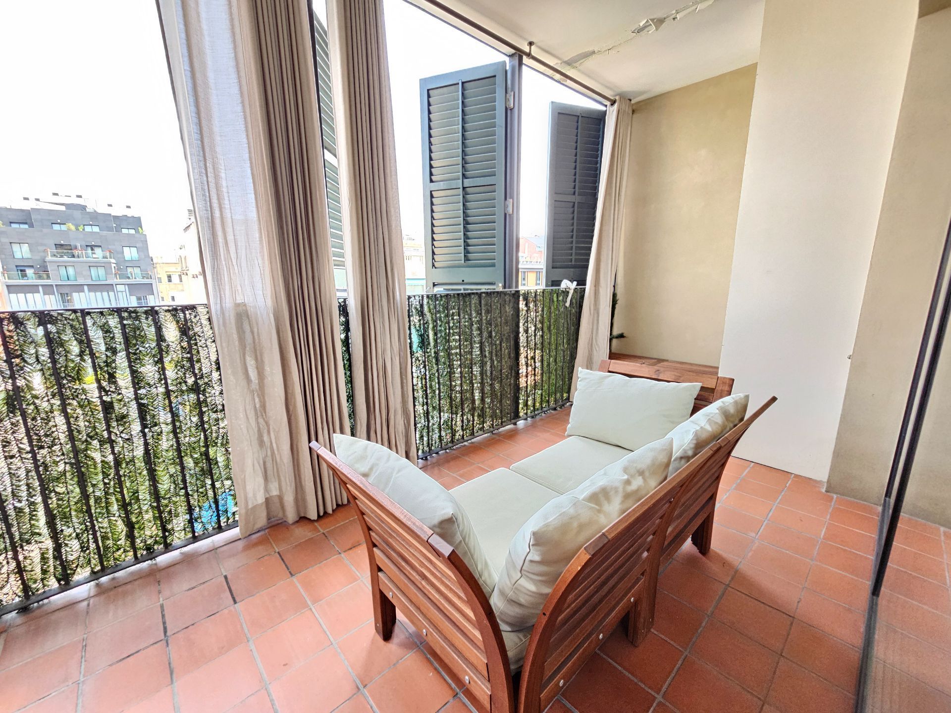 Balcony of Flat to rent in  Barcelona Capital  with Air Conditioner, Heating and Terrace