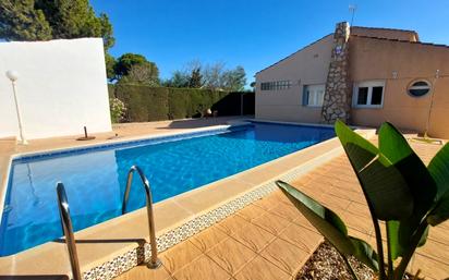 Swimming pool of House or chalet for sale in Torrevieja  with Private garden, Terrace and Swimming Pool