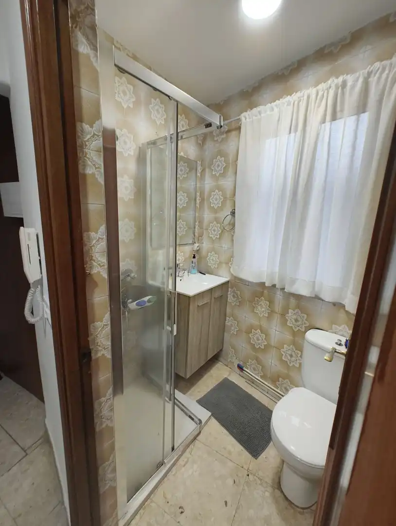 Badezimmer von Gebäude zum Verkauf in Marín