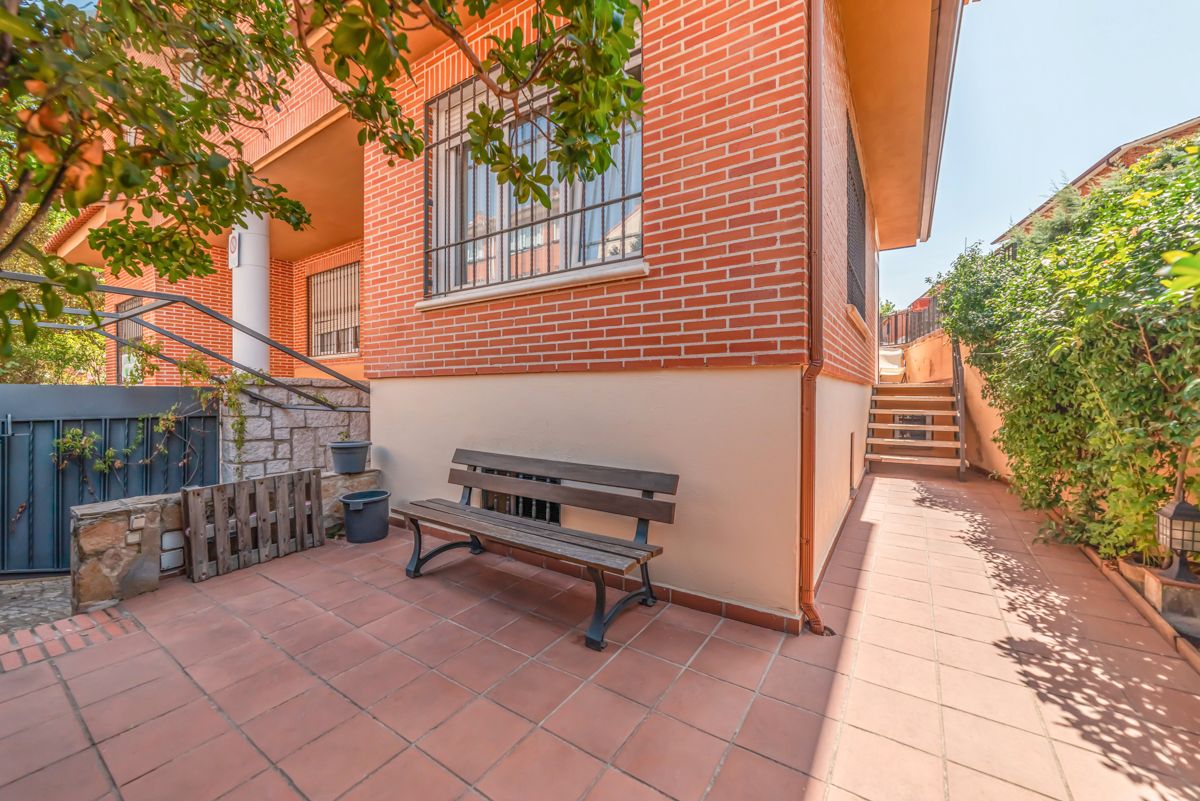 Garden of Single-family semi-detached for sale in Colmenar Viejo  with Heating, Private garden and Parquet flooring