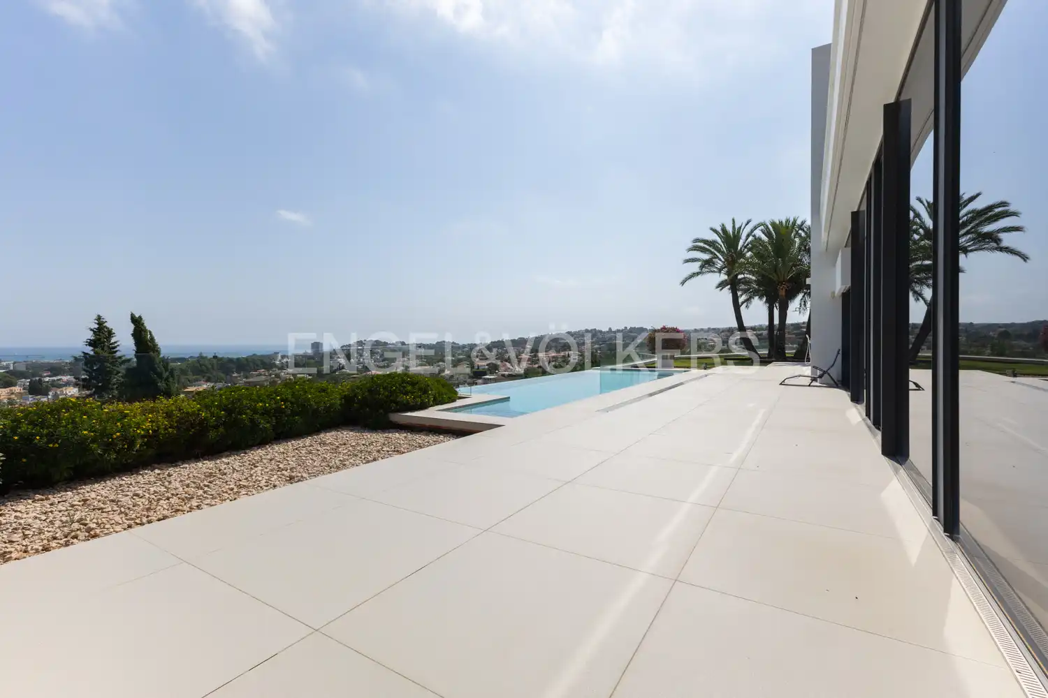 Terrasse von Haus oder Chalet zur Miete in Dénia mit Klimaanlage, Heizung und Privatgarten