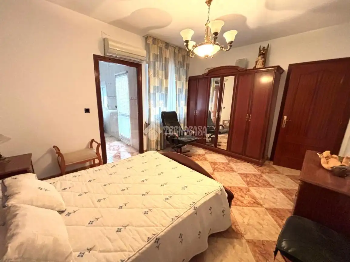 Bedroom of Houses for sale in Jódar  with Storage room and Balcony