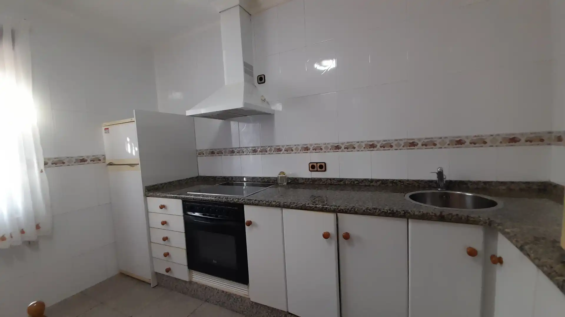 Küche von Country house zur Miete in Oviedo  mit Heizung, Terrasse und Möbliert