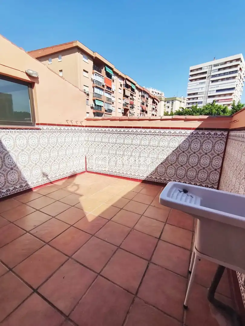 Terrasse von Wohnung zur Miete in Málaga mit Terrasse und Abstellraum