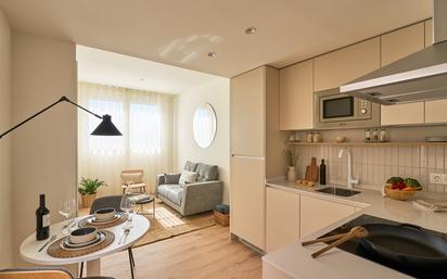 Sala d'estar de Apartament de lloguer en Alcobendas amb Aire condicionat