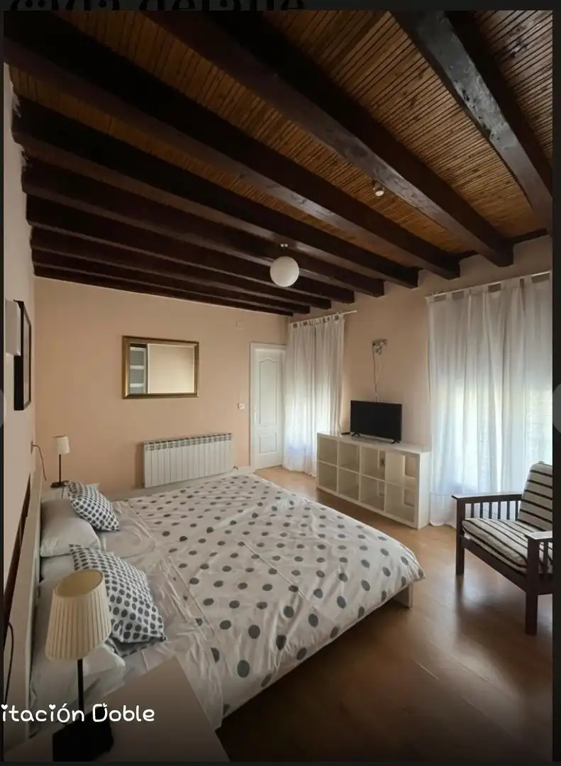 Dormitori de Edifici en venda en Peñaranda de Duero