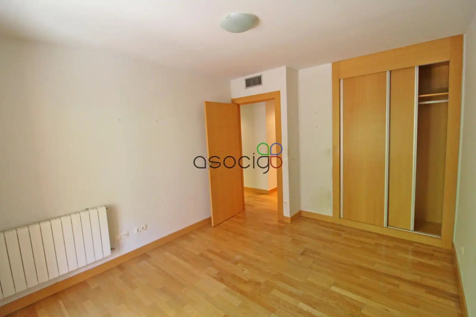Habitación de Piso en venta en Yebes con Calefacción, Trastero y Piscina