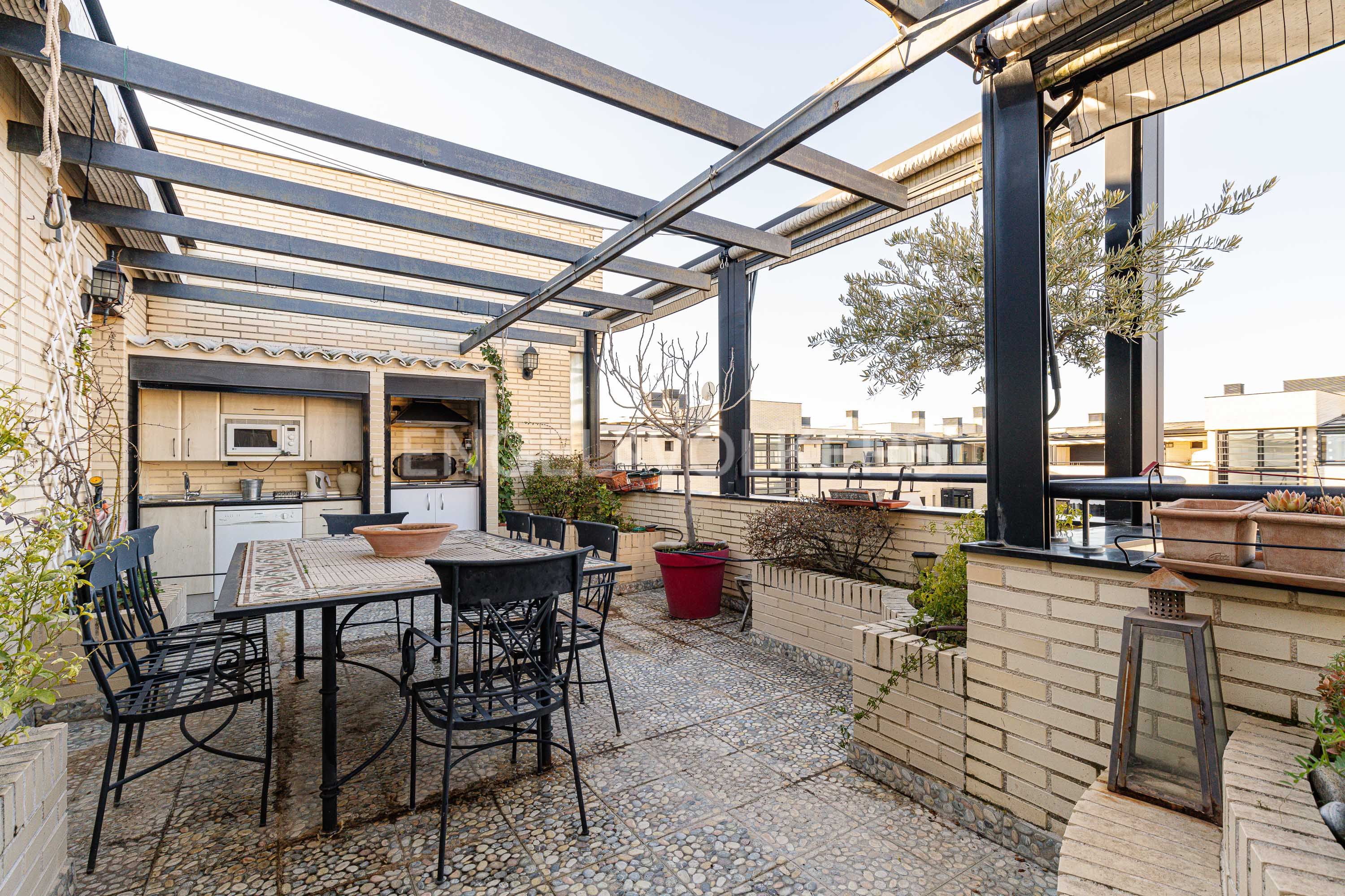 Terrassa de Àtic en venda en Fuenlabrada amb Aire condicionat, Calefacció i Jardí privat