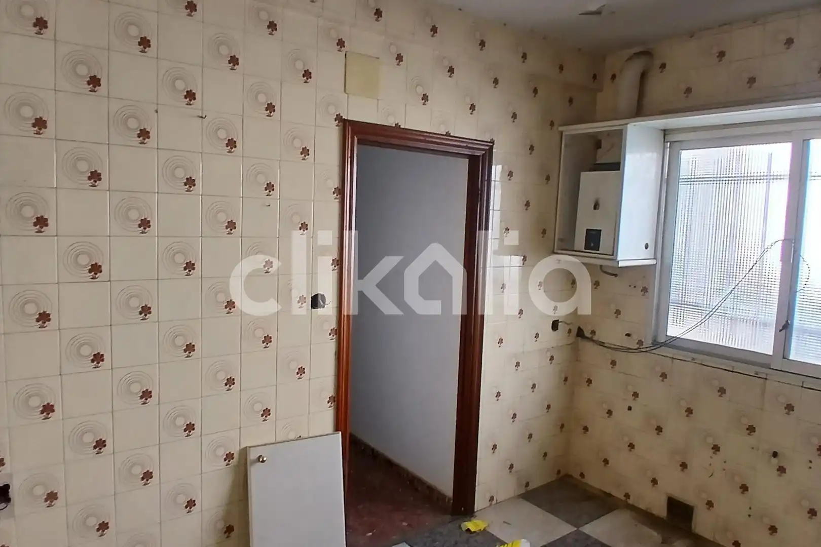 Cuina de Pis en venda en Camas amb Calefacció, Terrassa i Traster