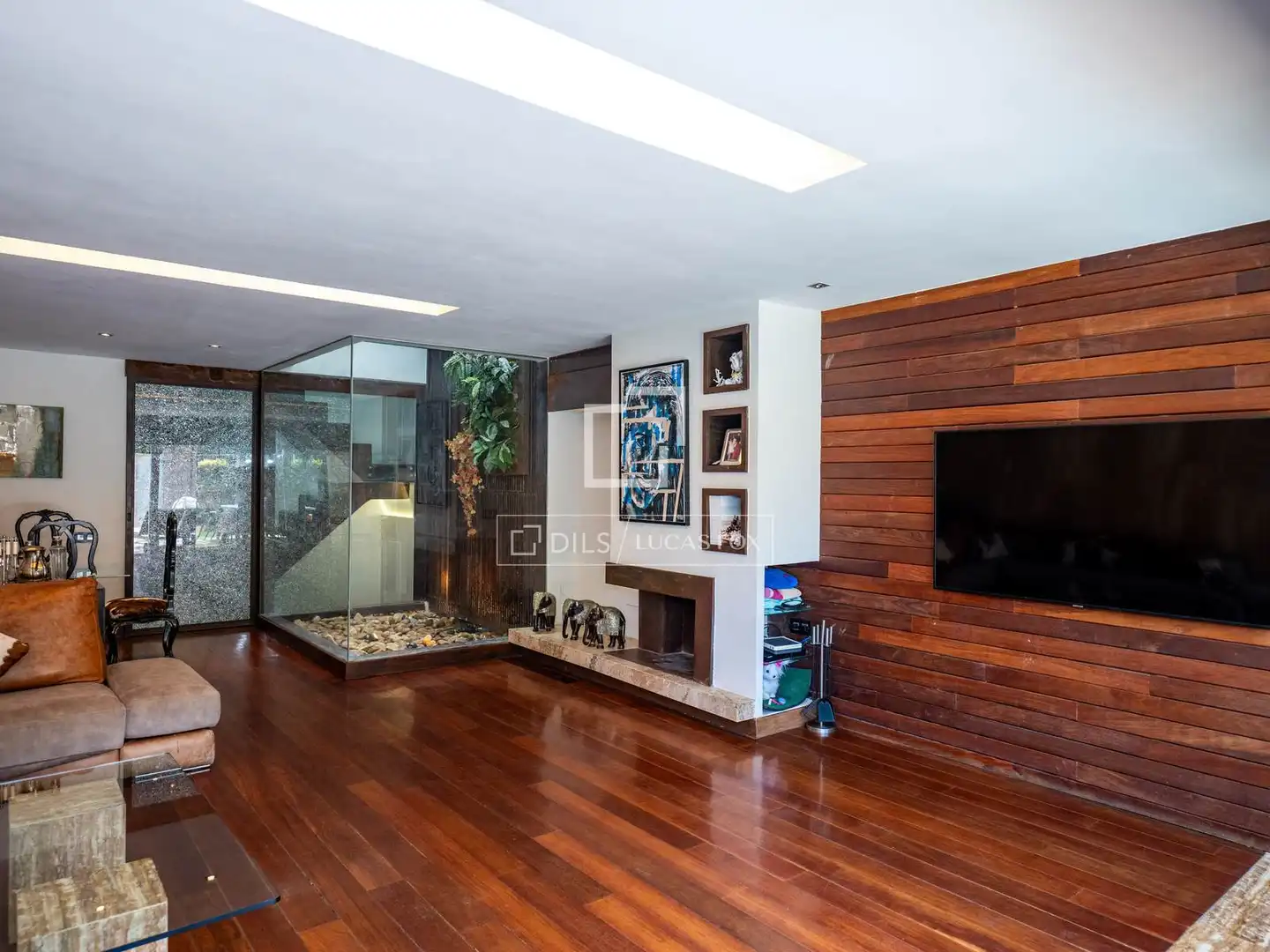 Sala d'estar de Casa o xalet de lloguer en La Moraleja amb Aire condicionat, Calefacció i Jardí privat