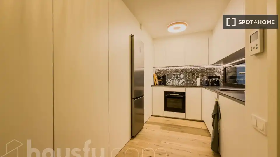 Flat for rent in La Nova Esquerra de l'Eixample