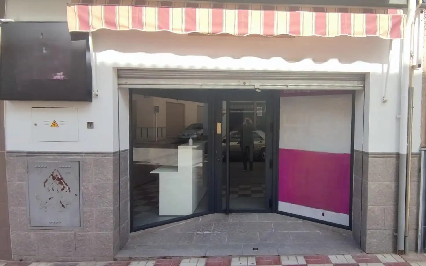 Local en venta en Albolote con Aire acondicionado y Amueblado