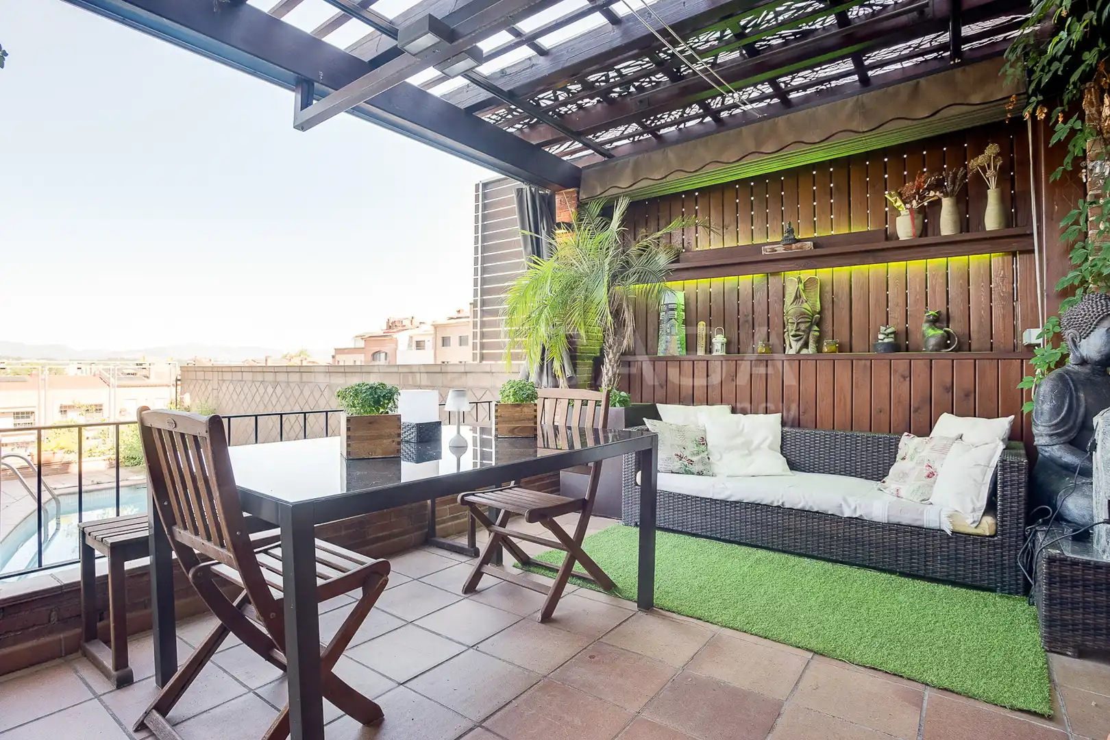 Adosado con terraza en venta en Font Verda