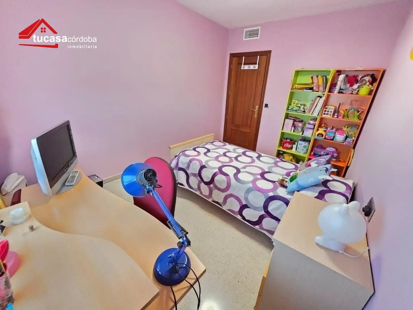 Schlafzimmer von Wohnung zum Verkauf in Córdoba mit Klimaanlage und Abstellraum