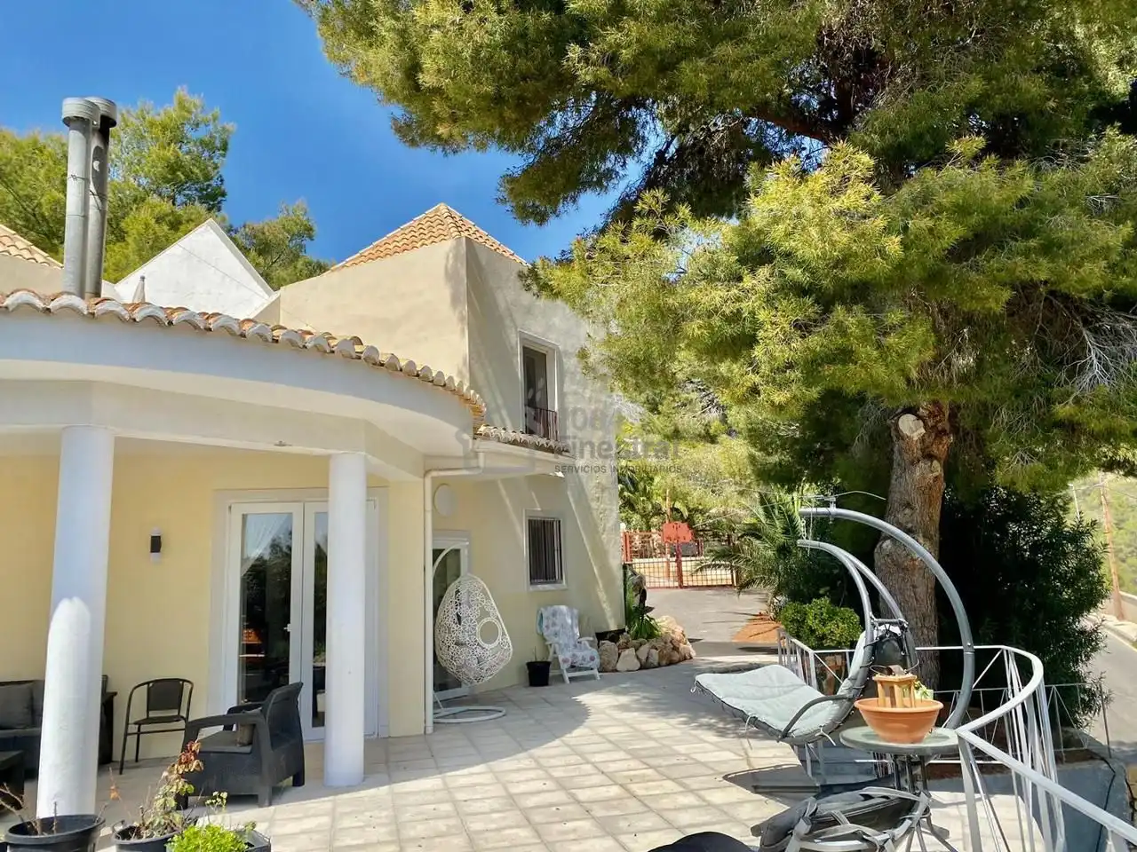 Vista exterior de Casa o chalet en venta en Callosa d'en Sarrià con Aire acondicionado, Jardín privado y Terraza
