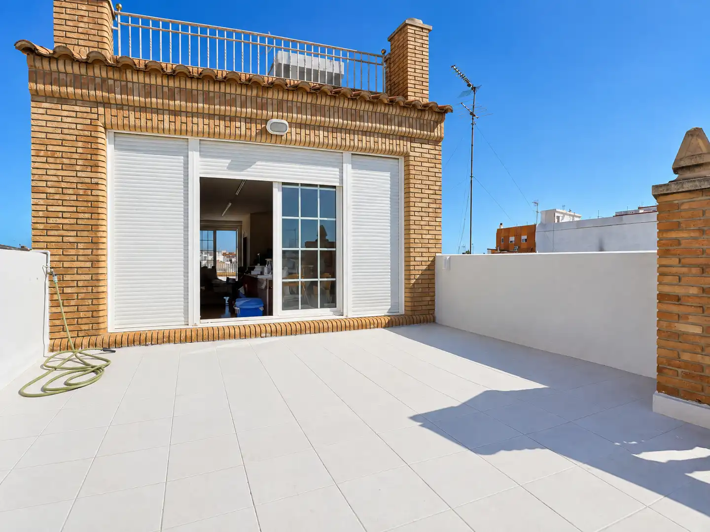 Casa a schiera con terrazza in vendita a Avinguda Gómez Ferrer Gómez Ferrer, imagen 50