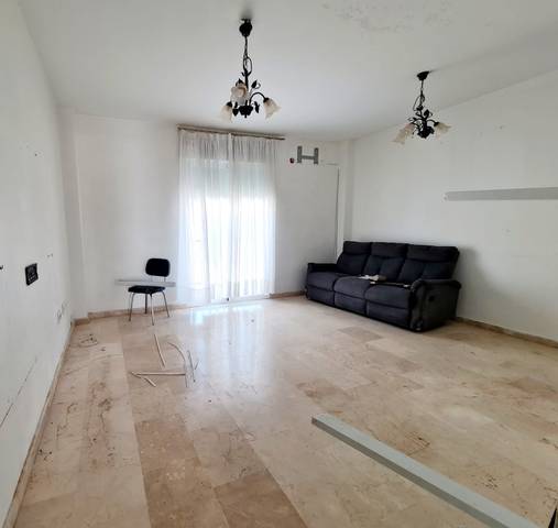 Piso en Venta en Calle Huerta en Láchar