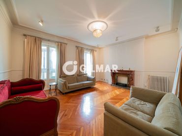 Piso con ascensor en venta en Centro