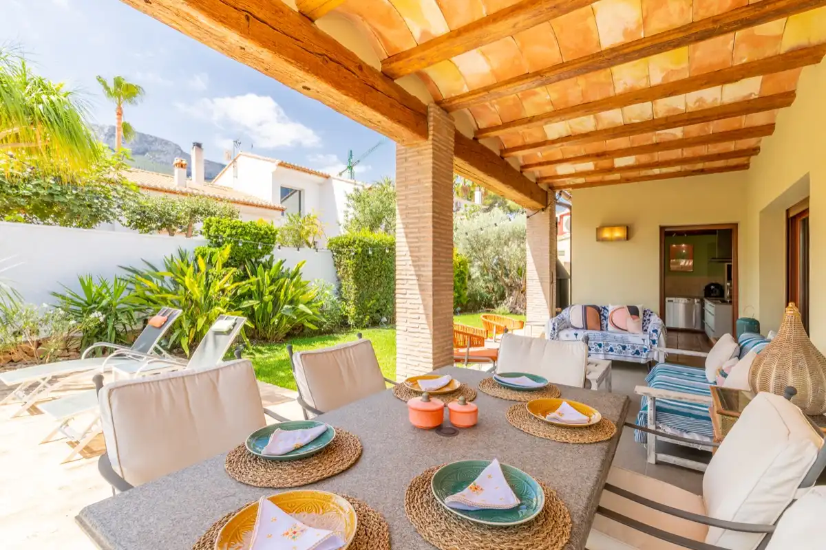 Detached house with pool for sale in El Montgó, imagen 12
