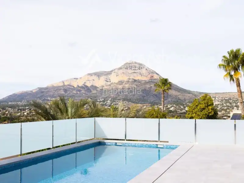 Swimming pool of Houses for sale in Jávea / Xàbia  with Air Conditioner and Swimming Pool