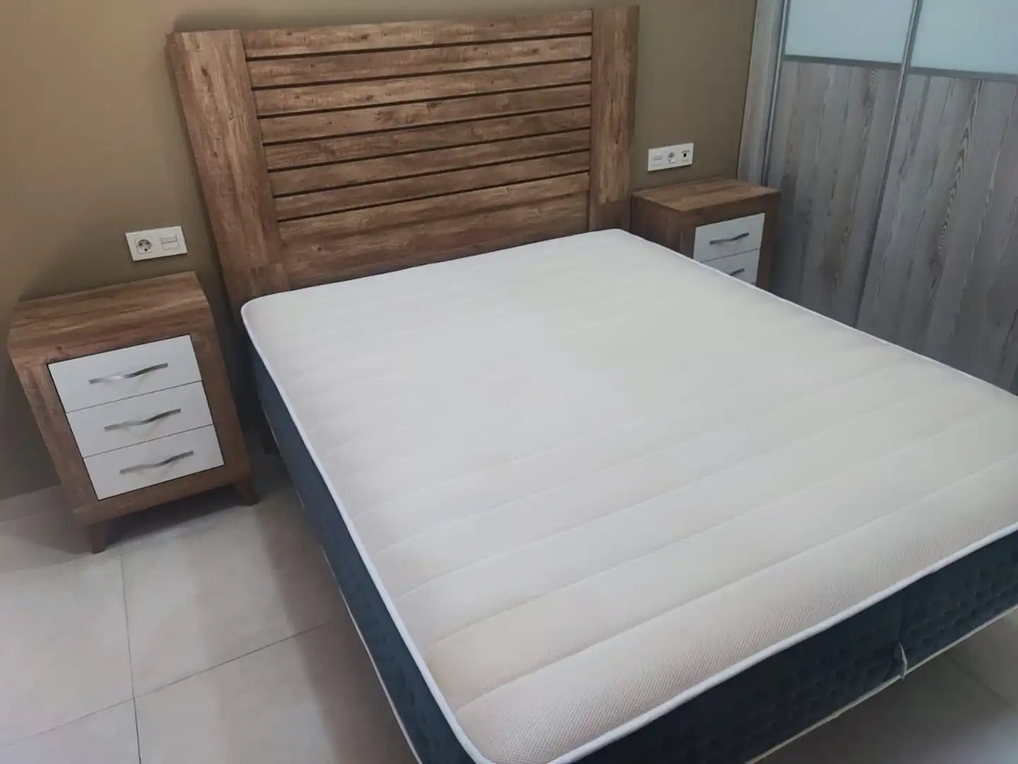 Schlafzimmer von Wohnung zur Miete in Melilla mit Möbliert, Ofen und Balkon