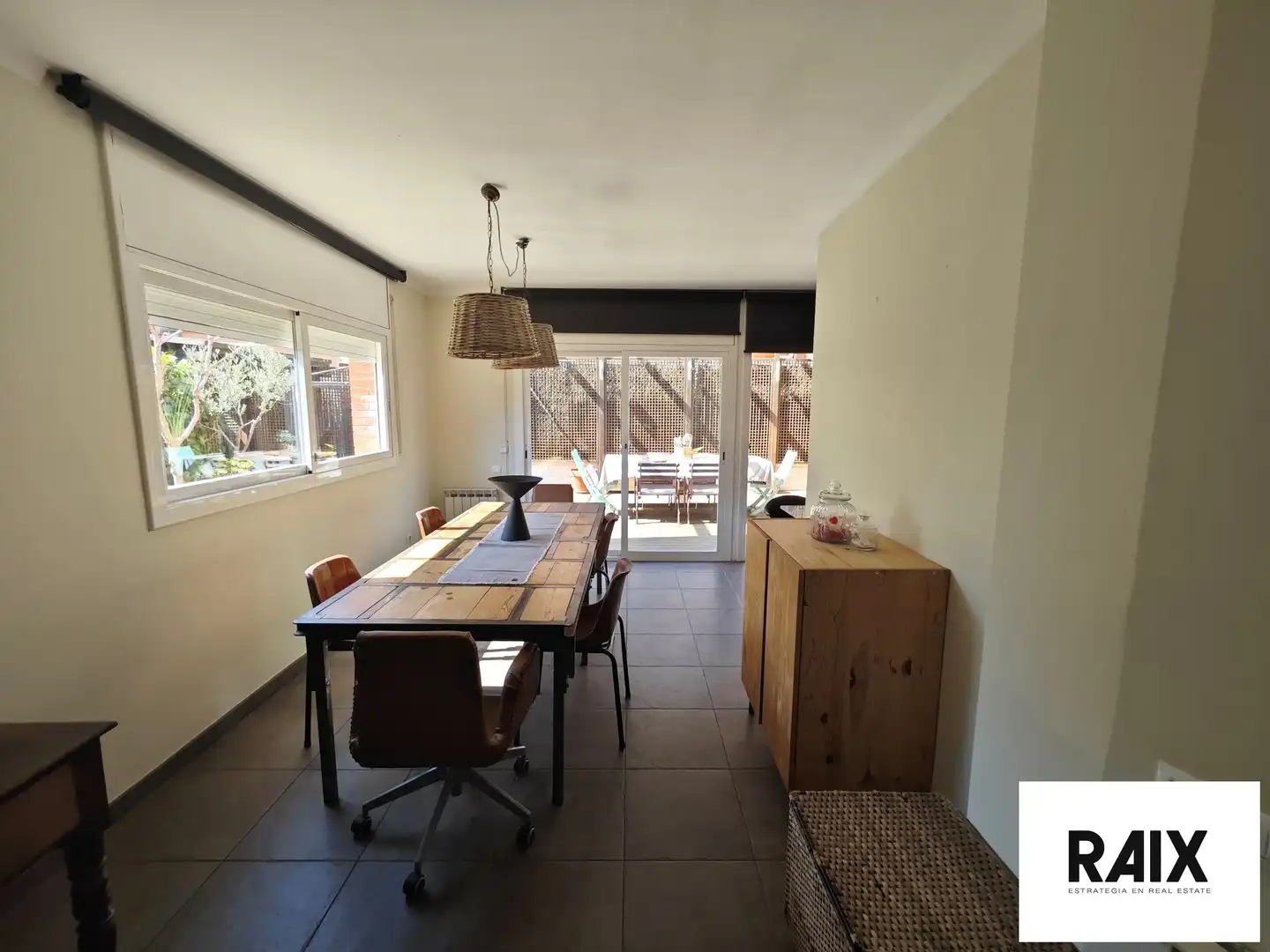 Casa adosada en venta en Carrer Garbi, Viladecavalls
