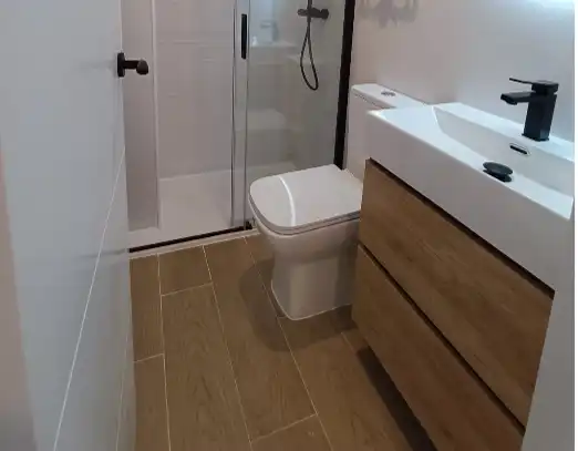 Bathroom of Flat for sale in Zaragoza  with Heating