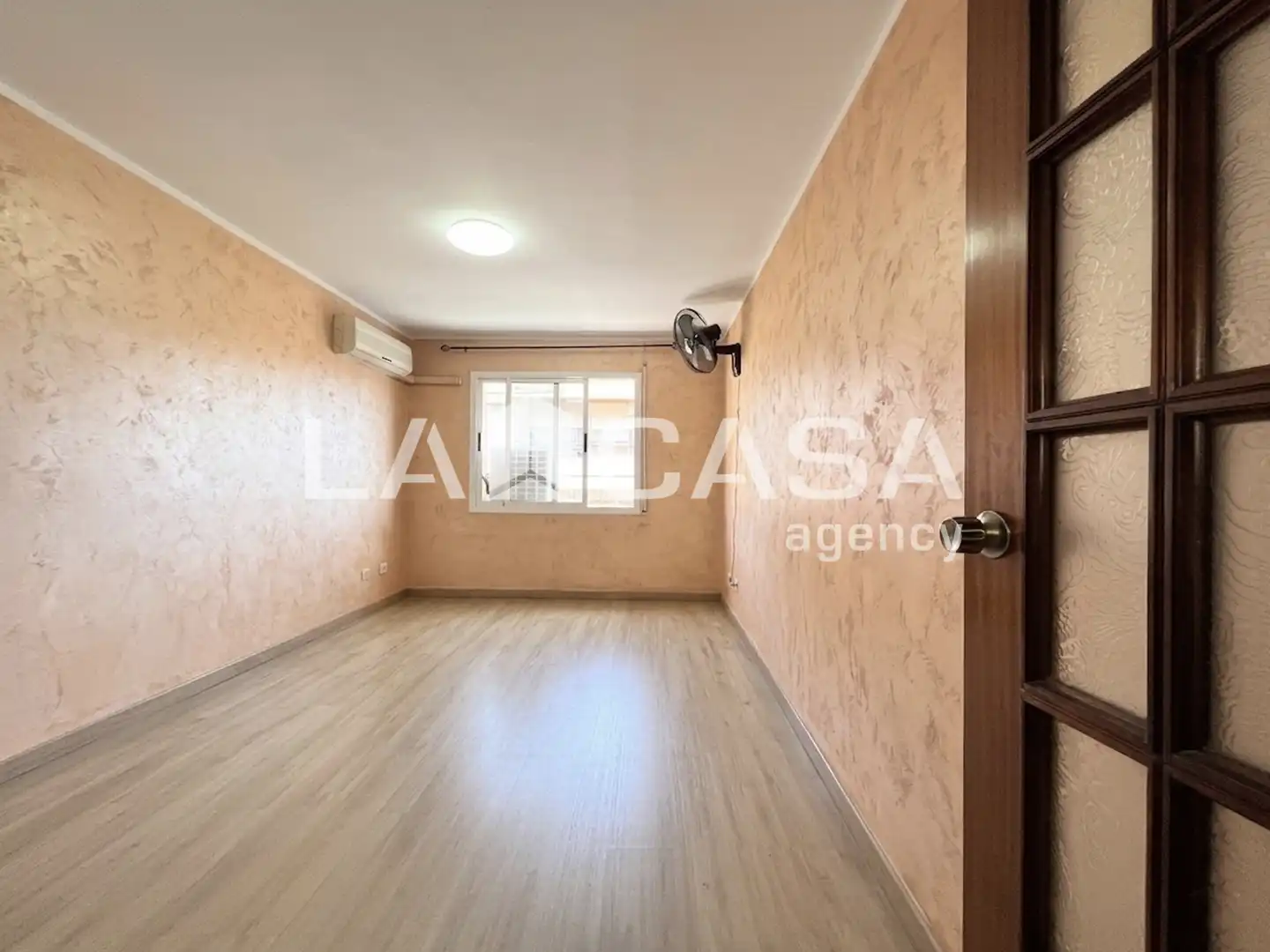 Piso en venta en Badalona con Calefacción