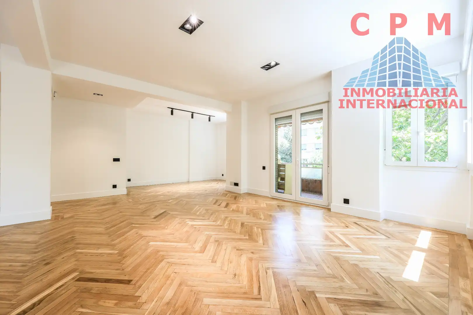 Sala d'estar de Pis de lloguer en Madrid amb Aire condicionat, Calefacció i Parquet