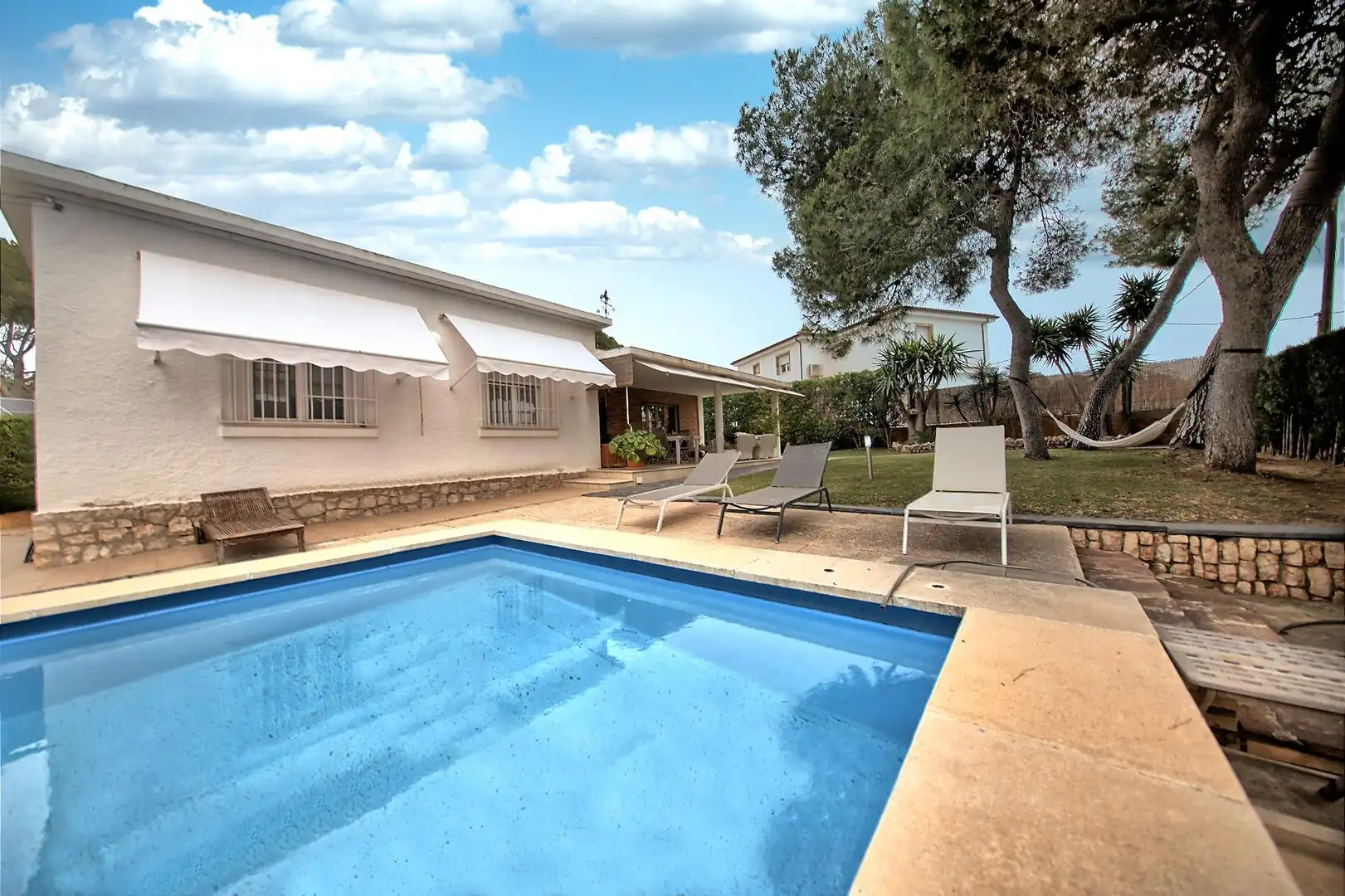 Piscina de Casa o chalet en venta en Paterna con Aire acondicionado, Calefacción y Jardín privado