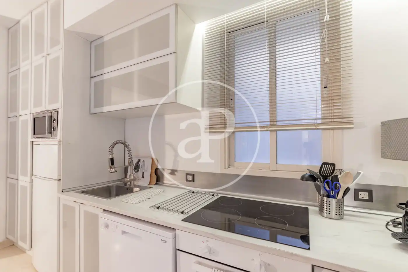 Kitchen of Flat for sale in Madrid  with Heating, Terrace and Furnished