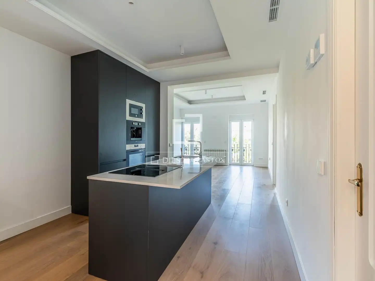 Kitchen of Attic for sale in Madrid  with Air Conditioner, Heating and Parquet flooring