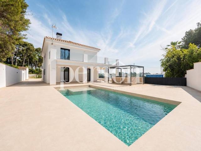 Casa-chalet en Venta en Eucaliptus en Campolivar