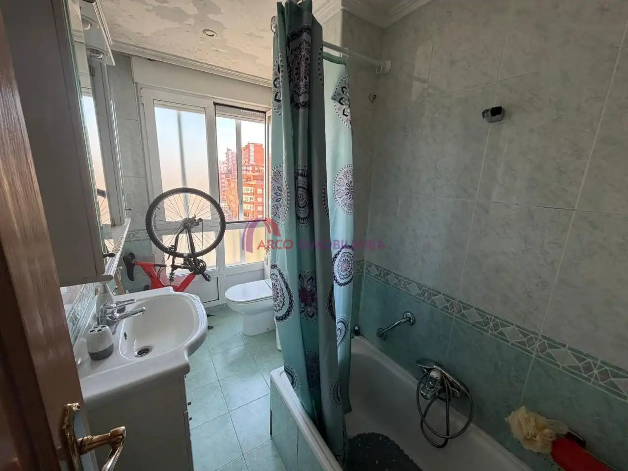 Bathroom of Flat for sale in Burgos  with Heating