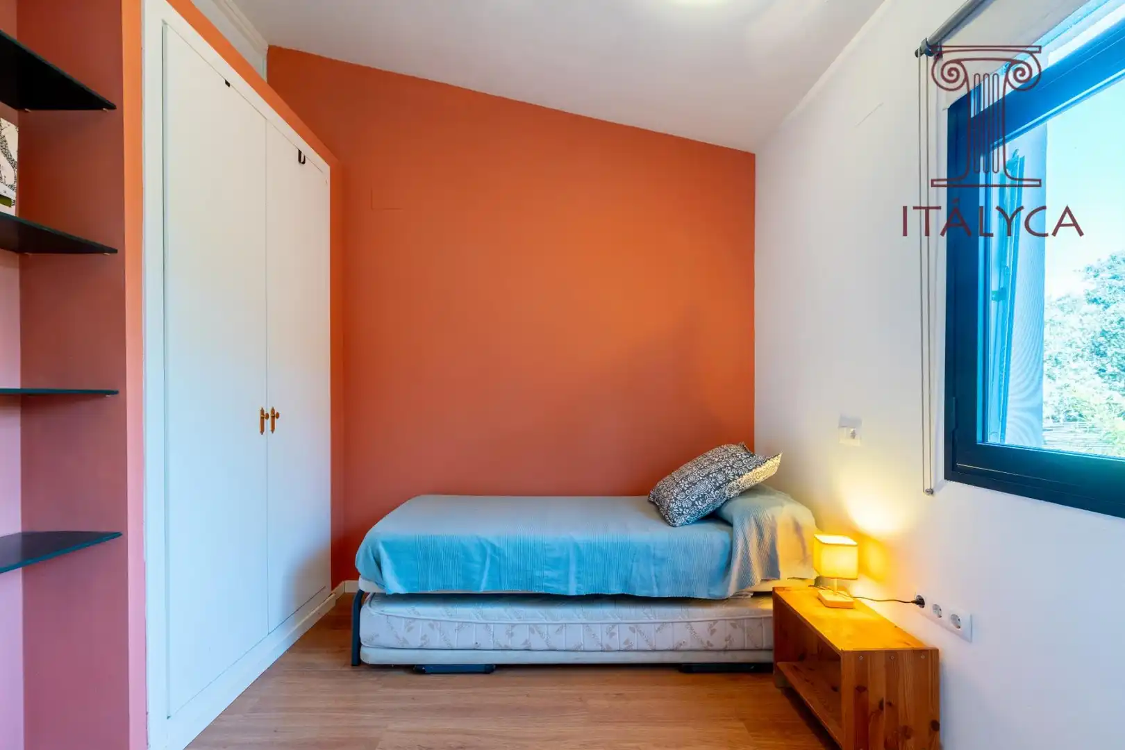 Bedroom of Houses for sale in El Castillo de las Guardas  with Private garden, Terrace and Community pool