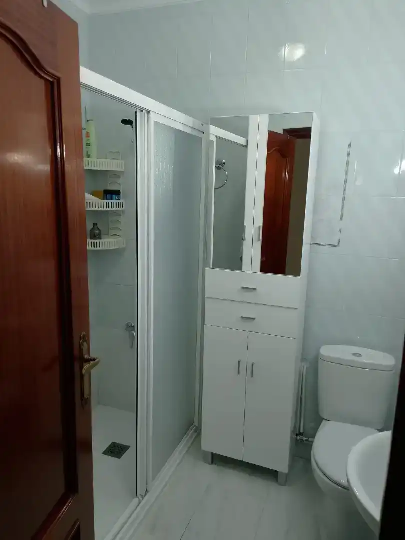 Baño de Piso en venta en Almadén con Aire acondicionado, Amueblado y Lavadora