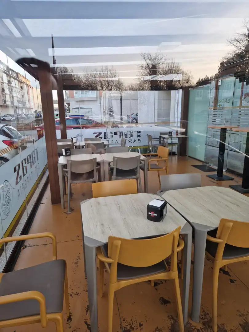 Commercial properties for sale in Oroso  with Terrace and Furnished