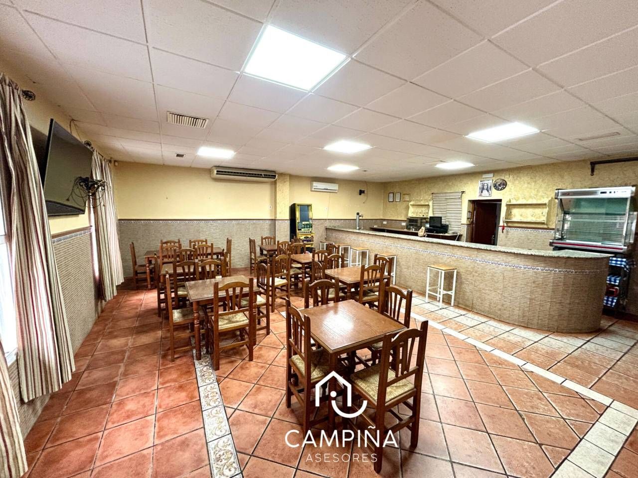 Local en venda en Beas amb Aire condicionat