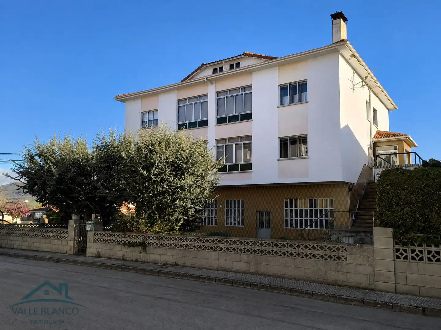 Vista exterior de Piso en venta en Campoo de Enmedio con Calefacción, Terraza y Trastero